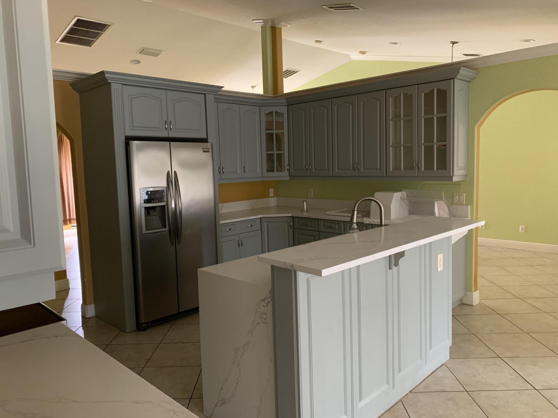 PORT ST LUCIE SECTION 18 - Residential Lease