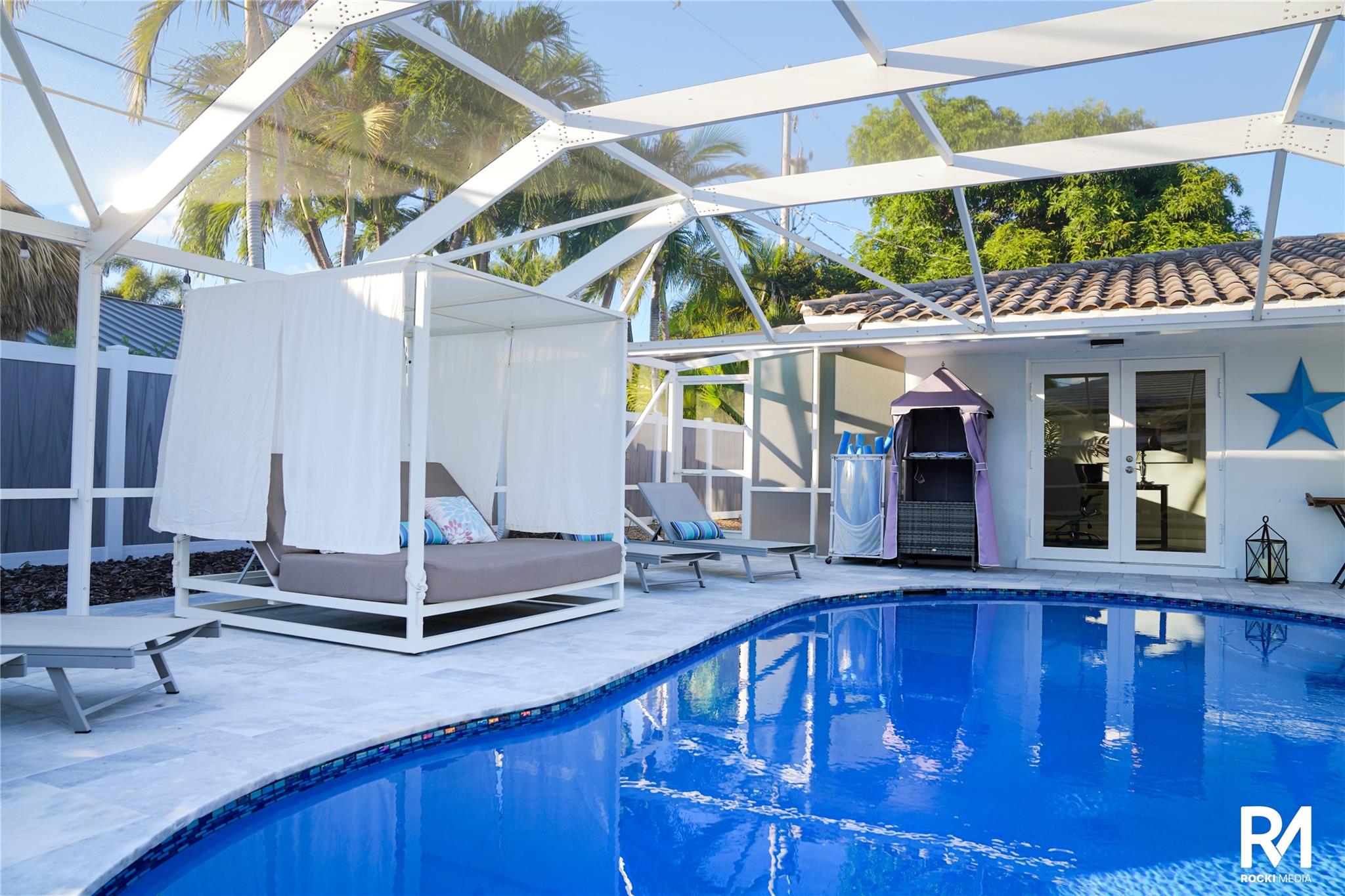 CORAL RIDGE COUNTRY CLUB - Residential