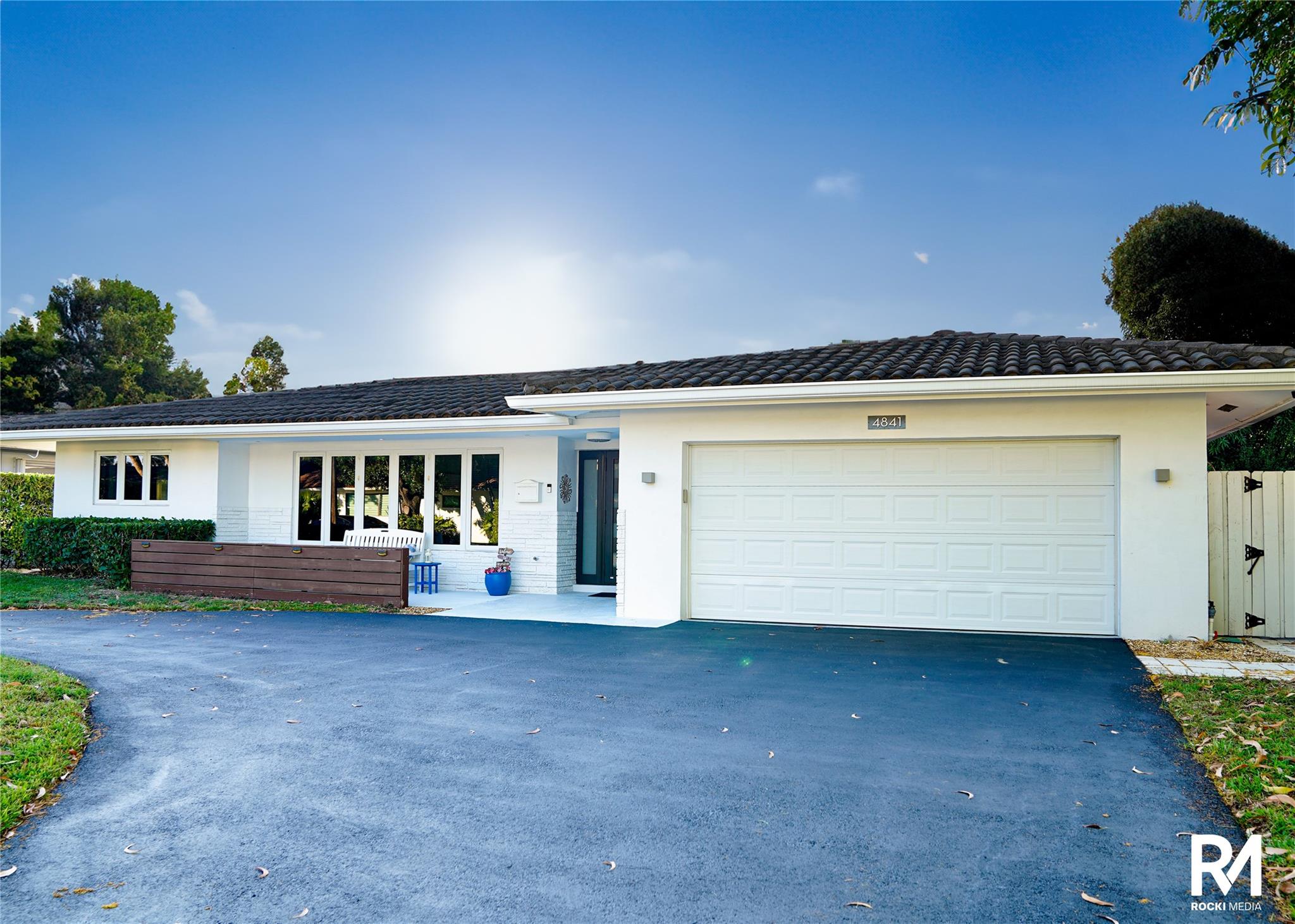 CORAL RIDGE COUNTRY CLUB - Residential