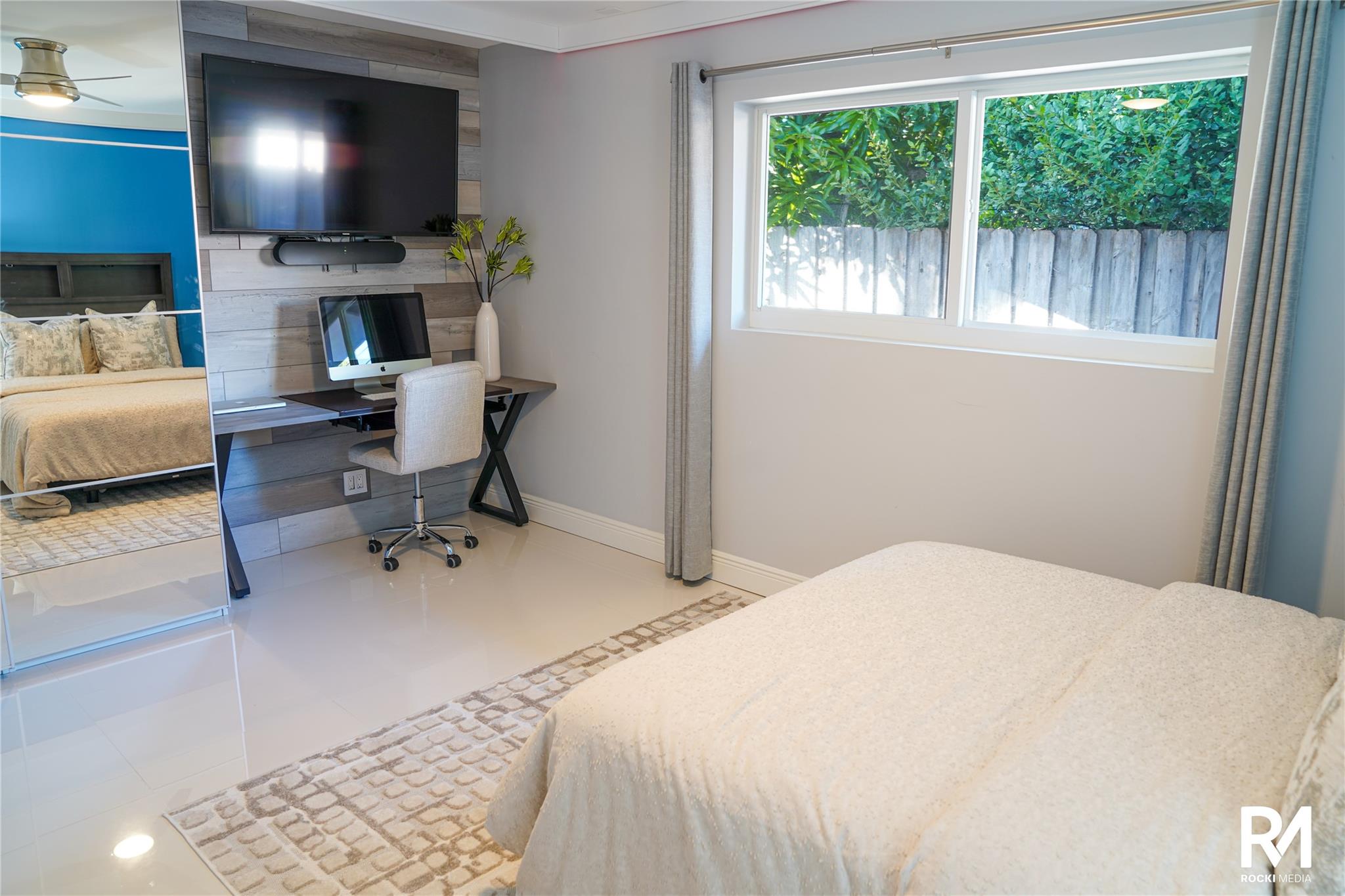 CORAL RIDGE COUNTRY CLUB - Residential