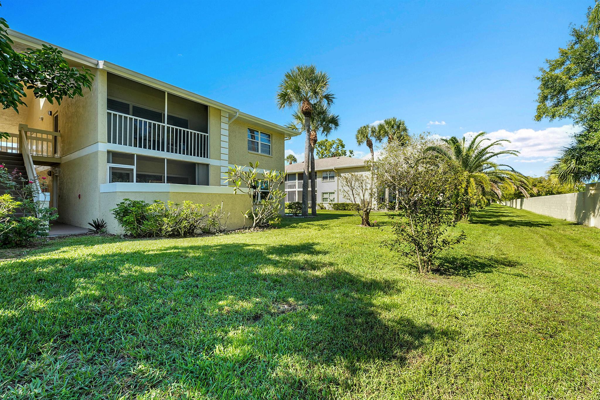 MIDPORT PLACE II, A CONDO - Residential