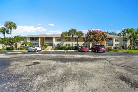 Photo of 1548 SE Royal Green Circle #M108, Port St Lucie, FL 34952 (MLS # R11134818)