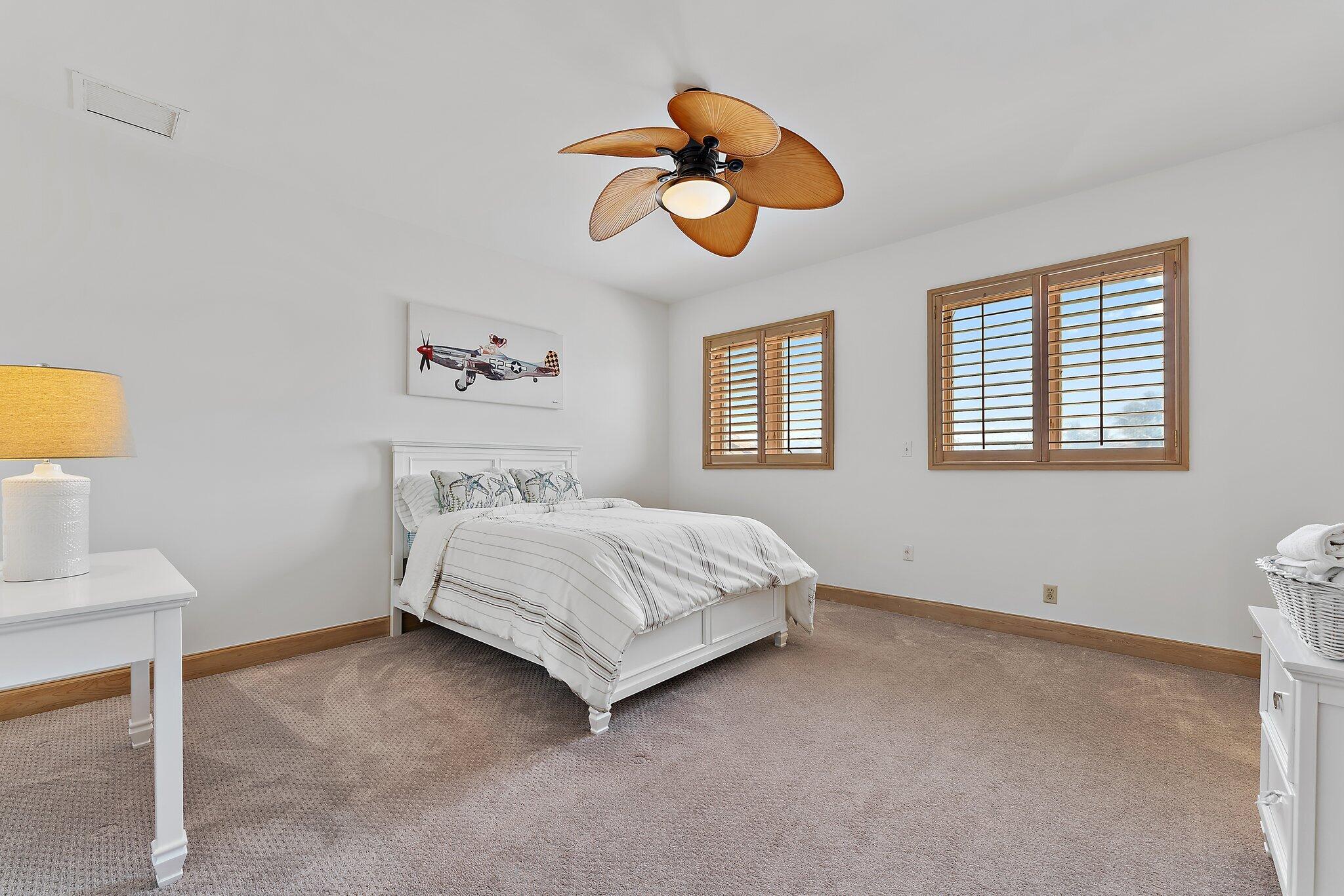 HIDDEN KEY - Residential Lease