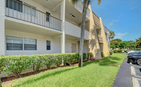 Tiny photo for 2700 Fiore Way #106, Delray Beach, FL 33445 (MLS # B26071052)