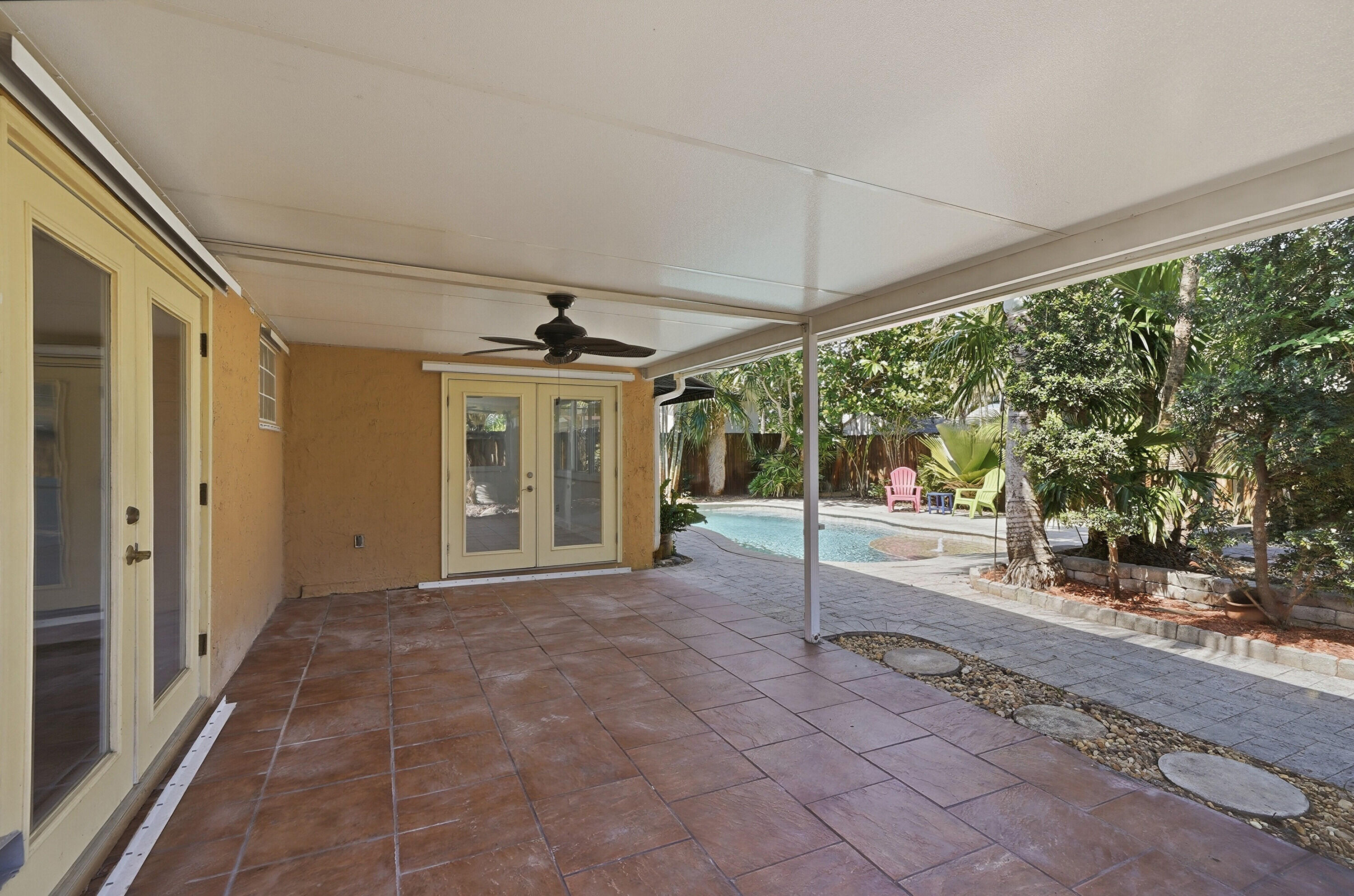 NORTH ANDREWS GARDENS 2ND ADD - Residential Lease