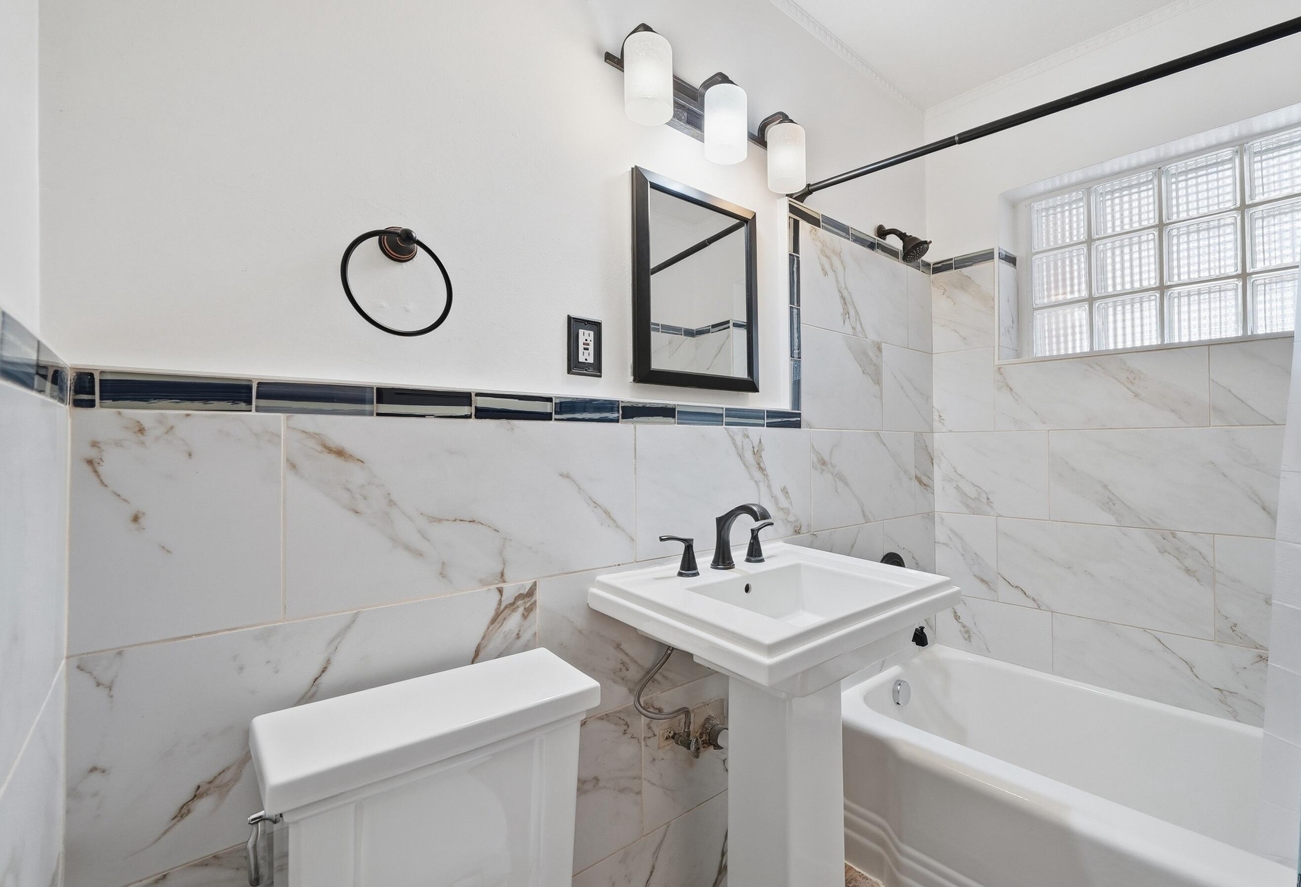 NORTH ANDREWS GARDENS 2ND ADD - Residential Lease