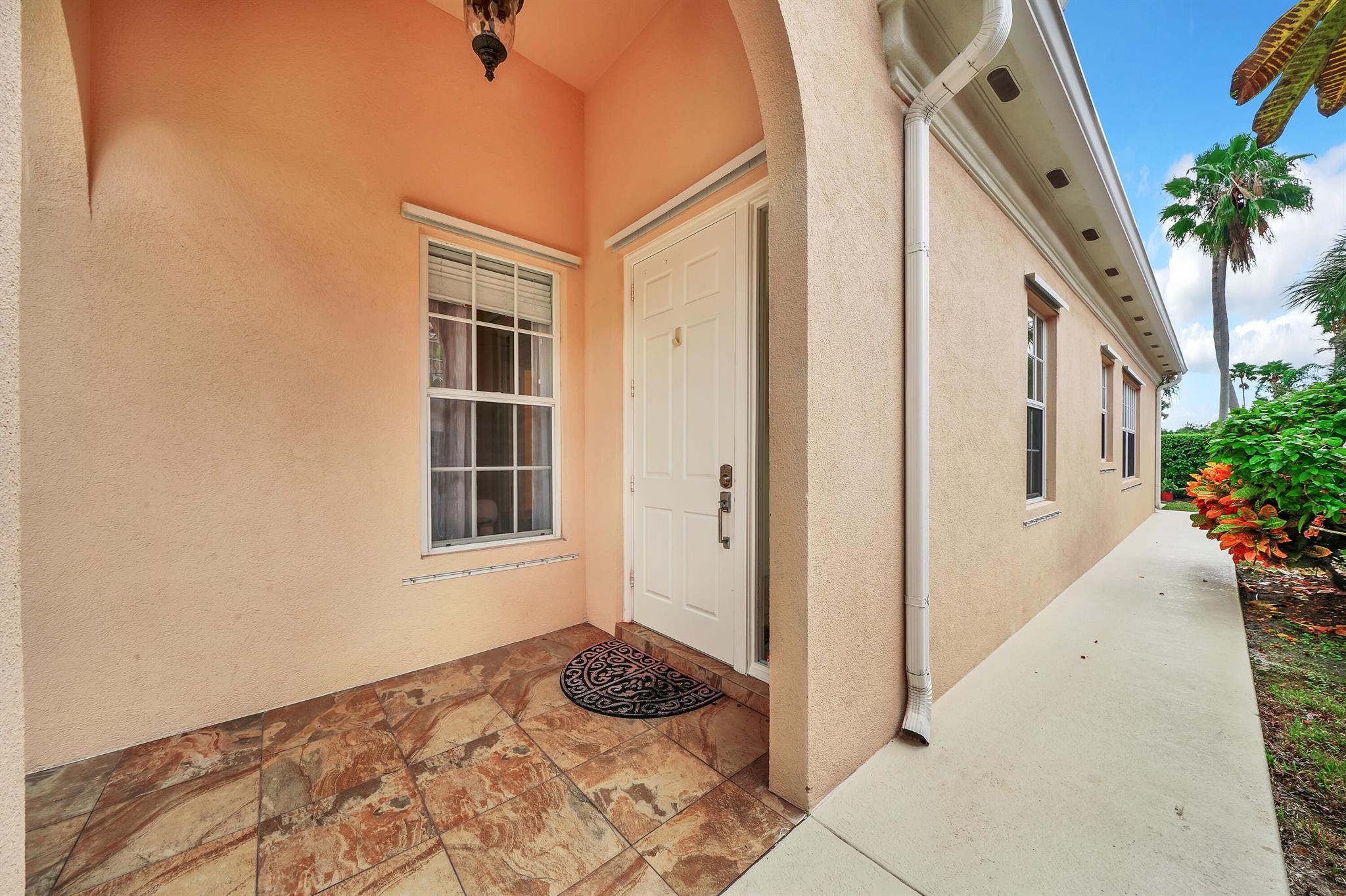 4784 Blossom Drive