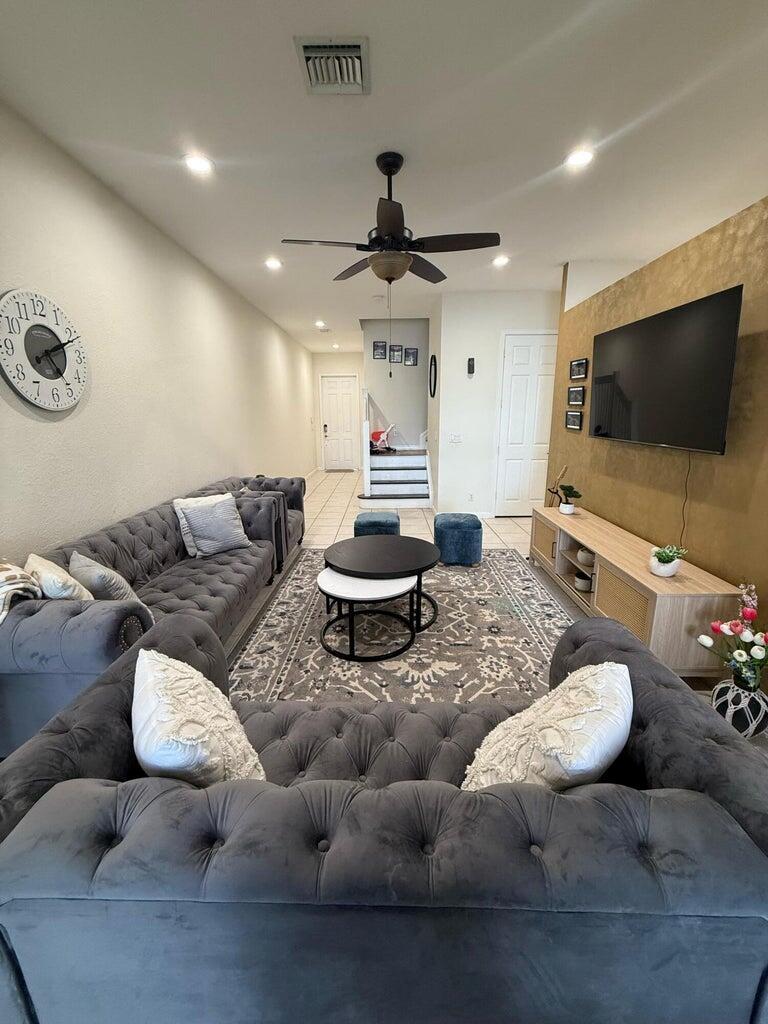 Newport Isle - Residential Lease