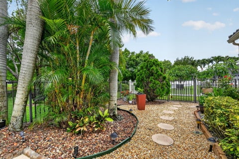 Tiny photo for 7039 Brunswick Circle, Boynton Beach, FL 33472 (MLS # B26036095)