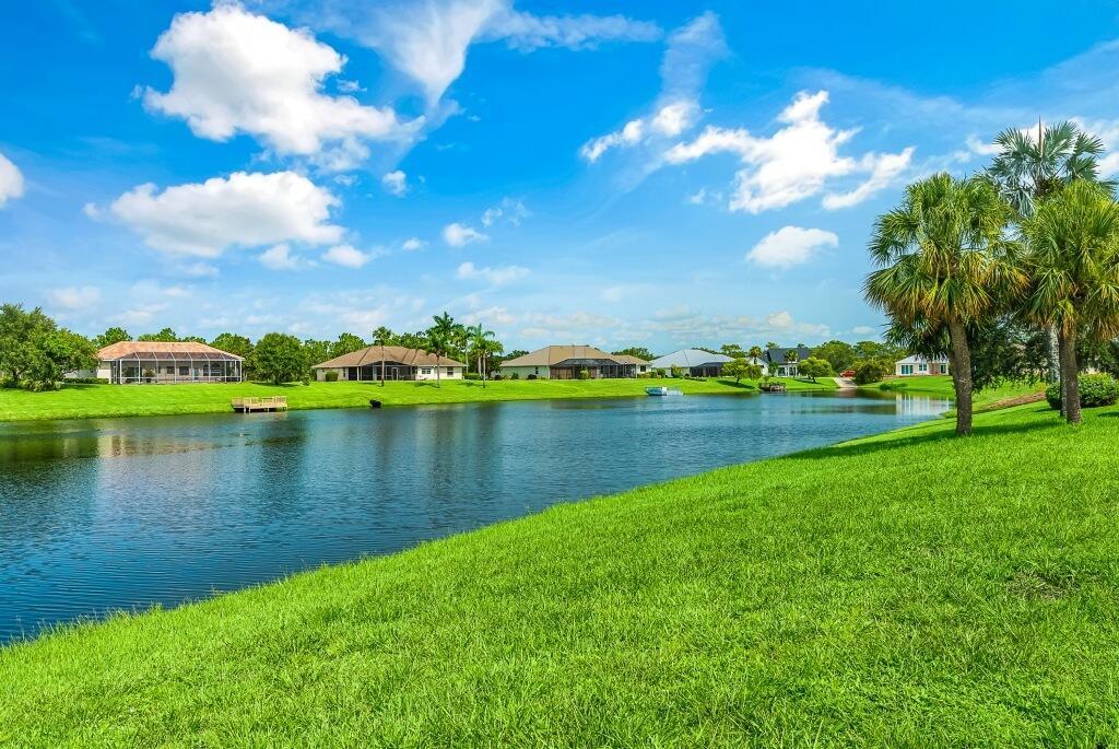 1556 Eagles Circle