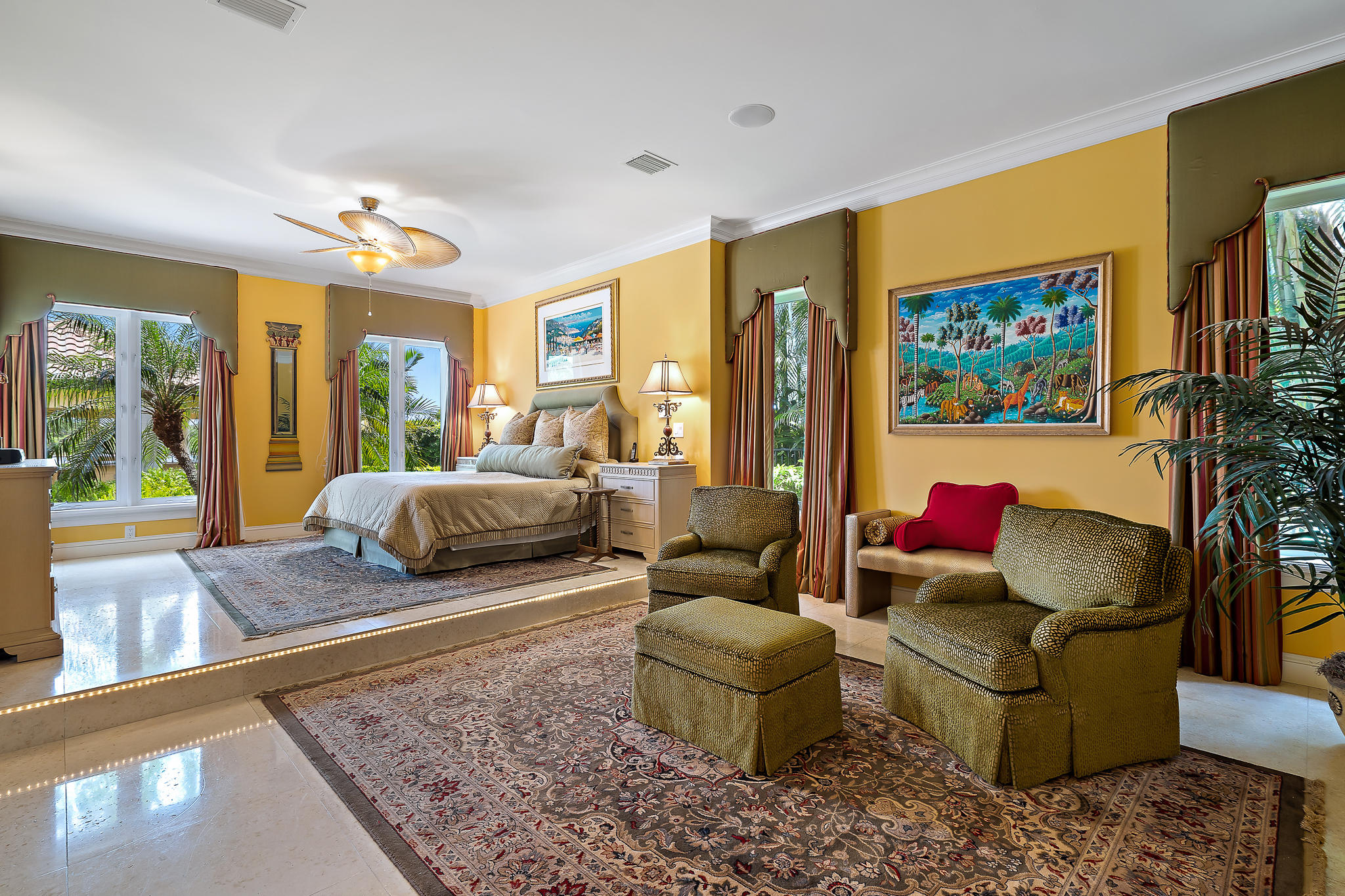 ADMIRALS COVE - Residential