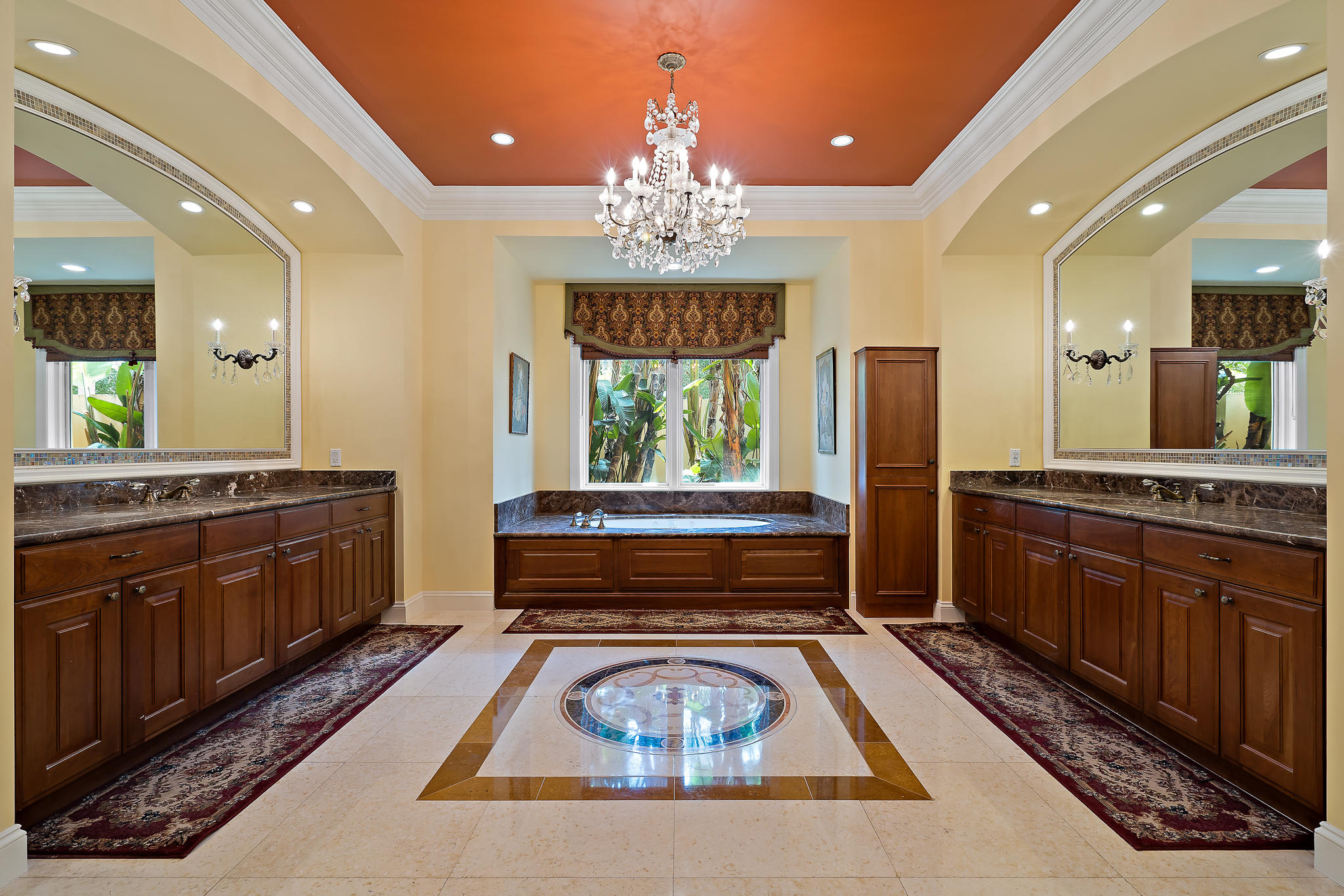 ADMIRALS COVE - Residential