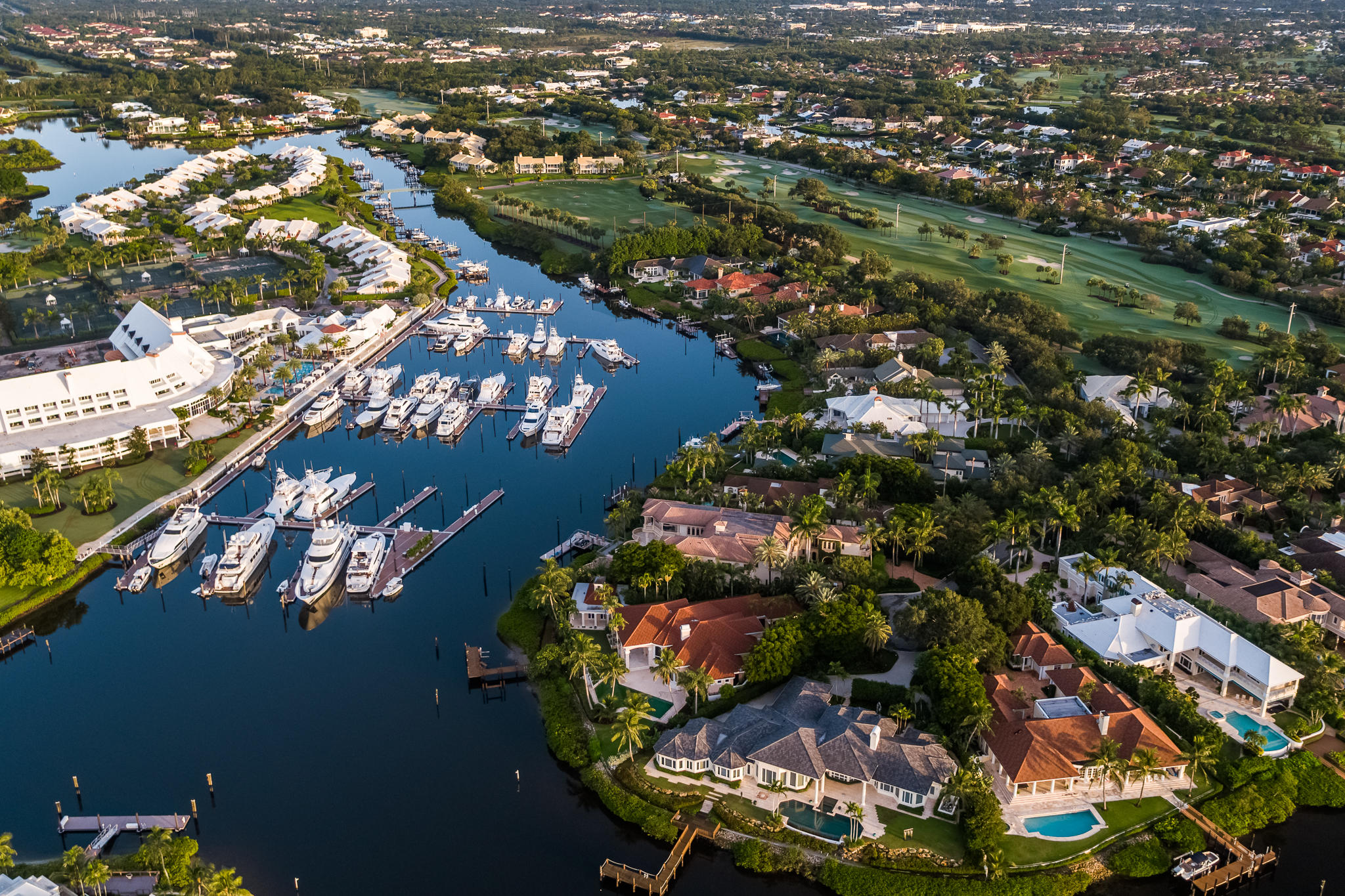 ADMIRALS COVE - Residential