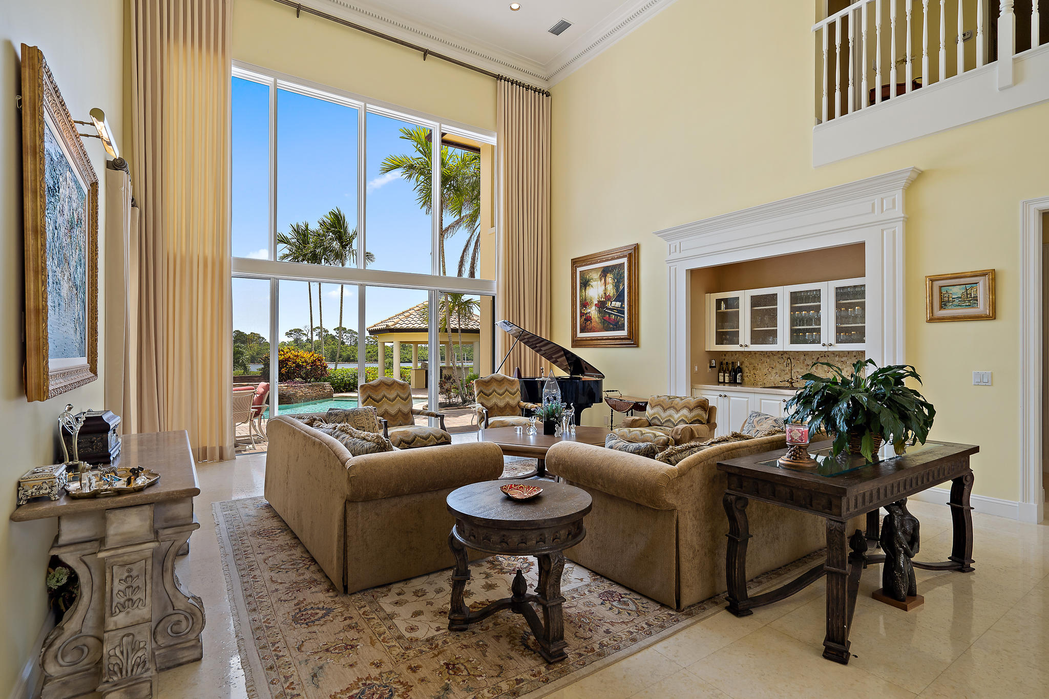 ADMIRALS COVE - Residential