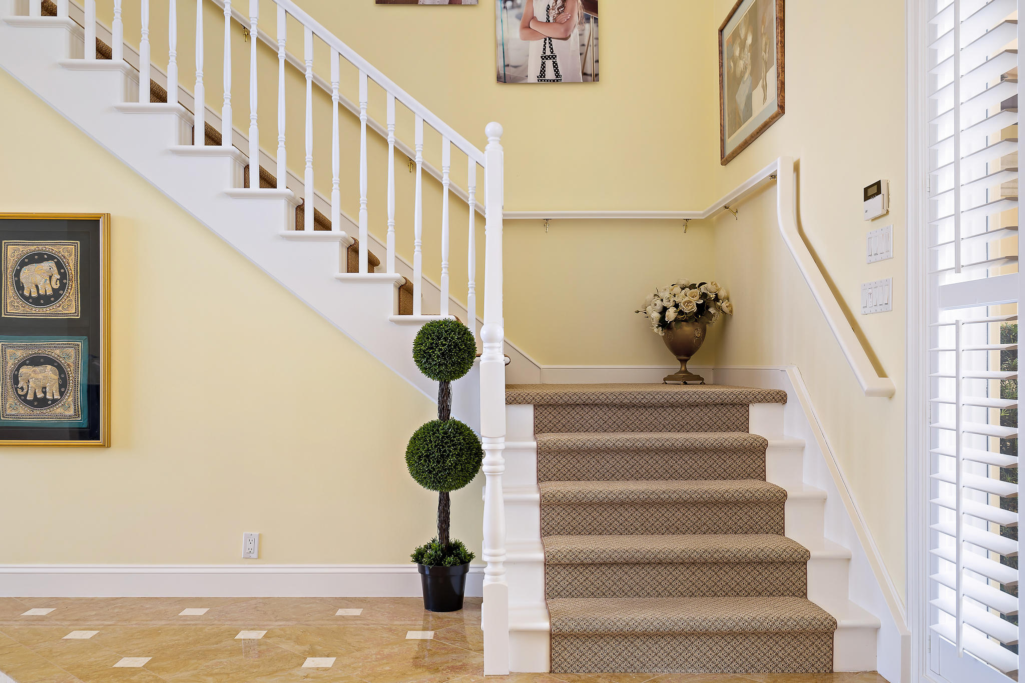 ADMIRALS COVE - Residential