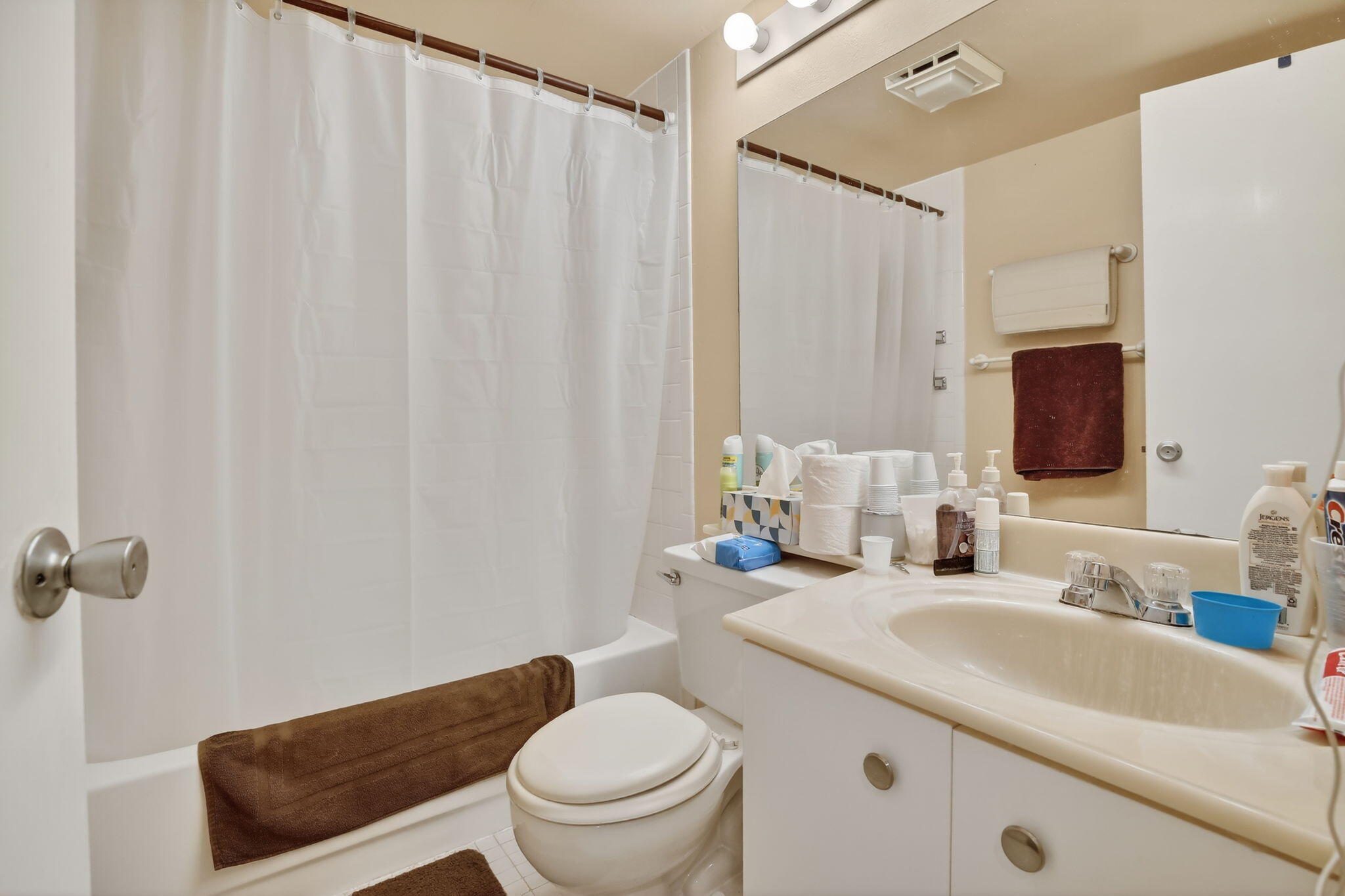 CAMBRIDGE AT CENTURY VILLAGE - Residential