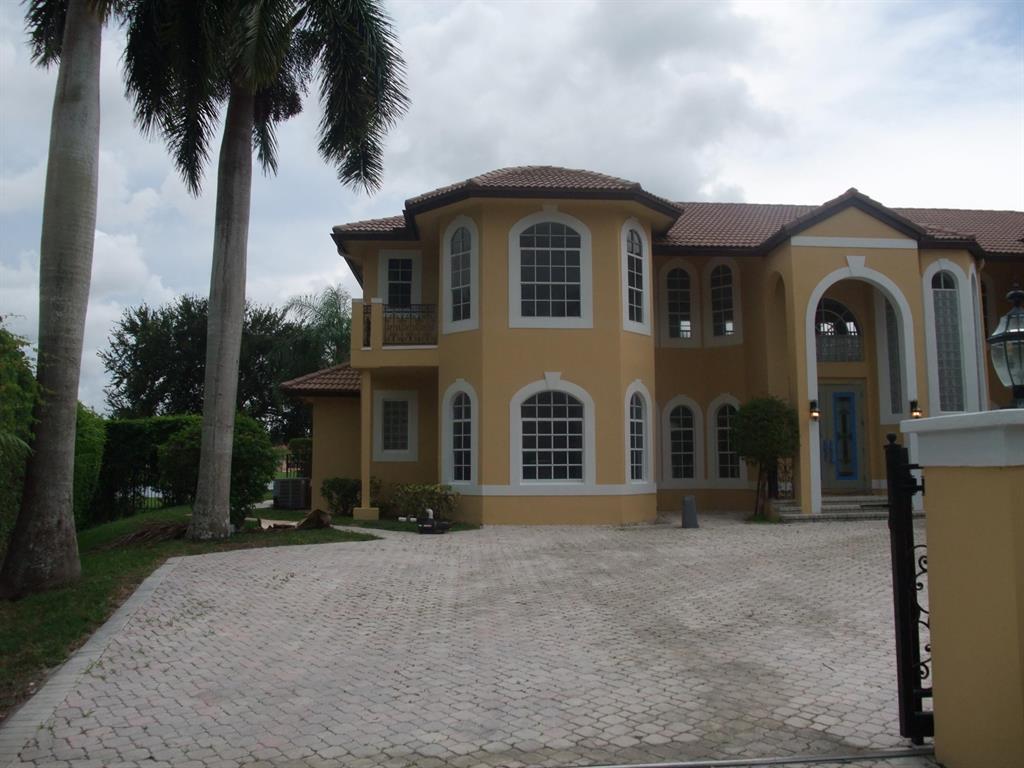 RIO POCO - Residential Lease