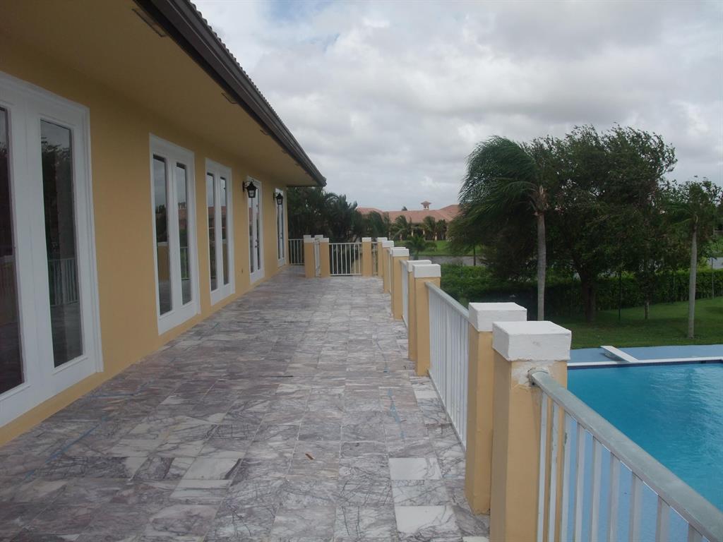 RIO POCO - Residential Lease