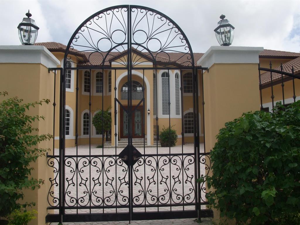 RIO POCO - Residential Lease