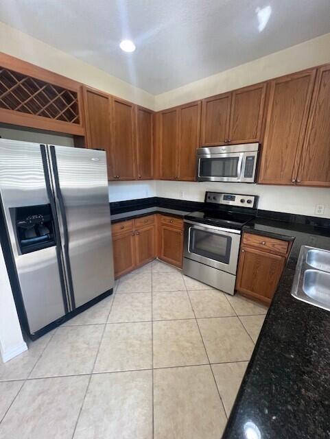 BOTANICA - Residential Lease