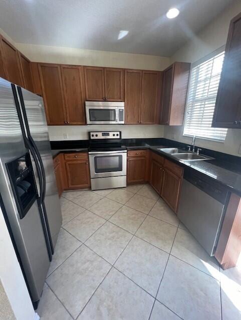 BOTANICA - Residential Lease