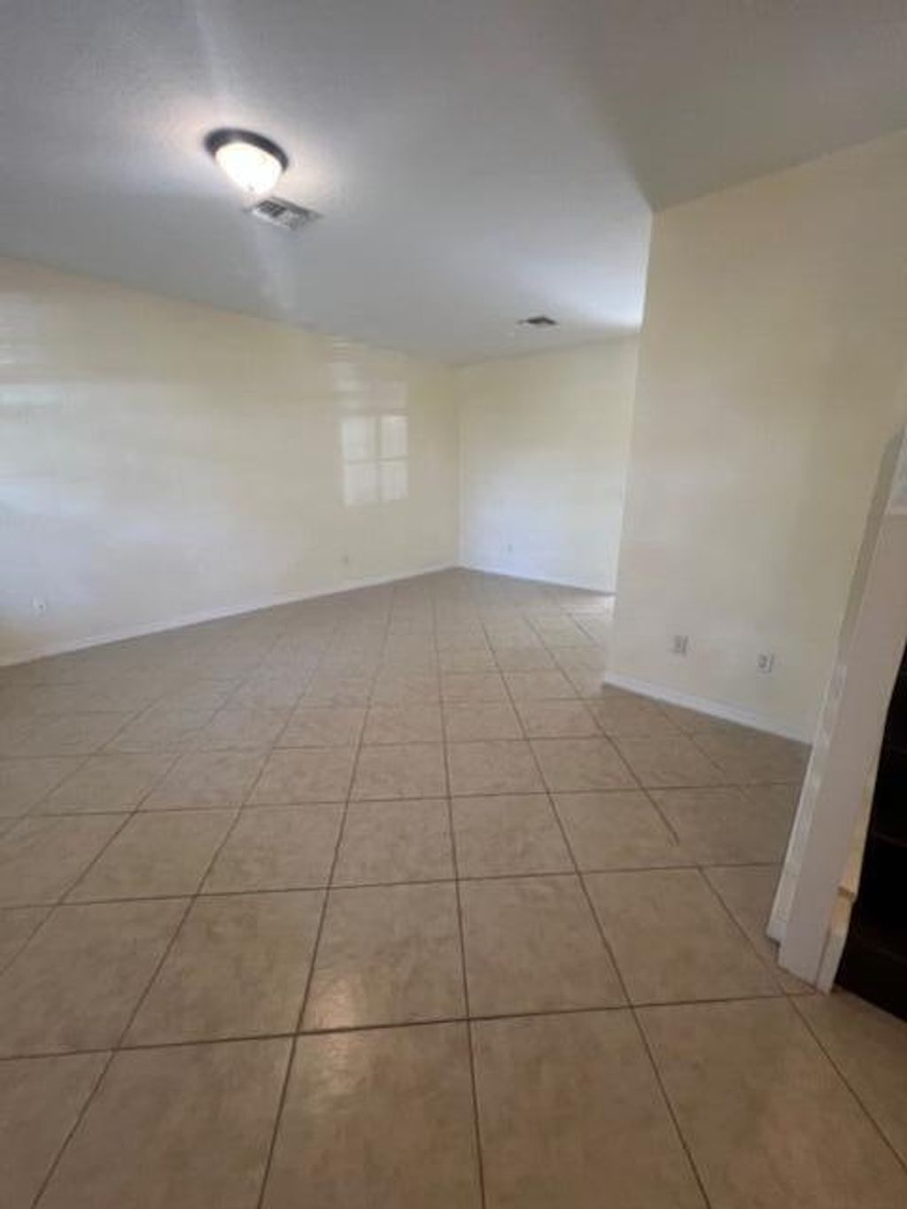 Photo of 211 E Thatch Palm Circle, Jupiter, FL 33458 (MLS # B26025361)