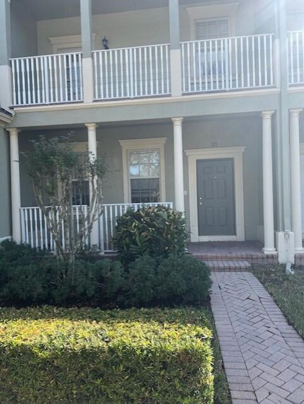Photo of 211 E Thatch Palm Circle, Jupiter, FL 33458 (MLS # B26025361)