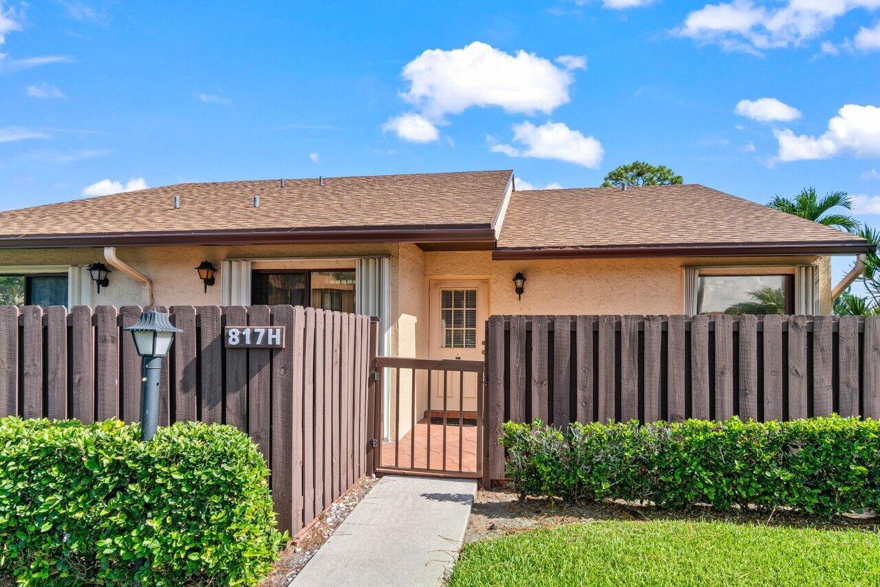 817 Sky Pine Way H