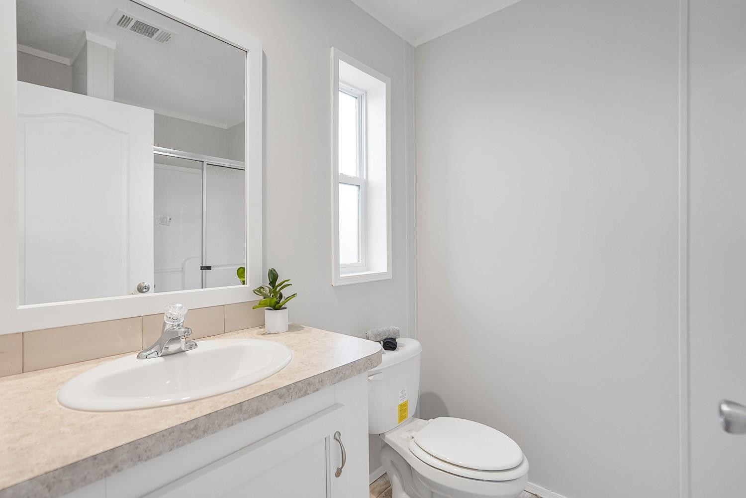 RAVENSWOOD ESTATES & MARI - Residential