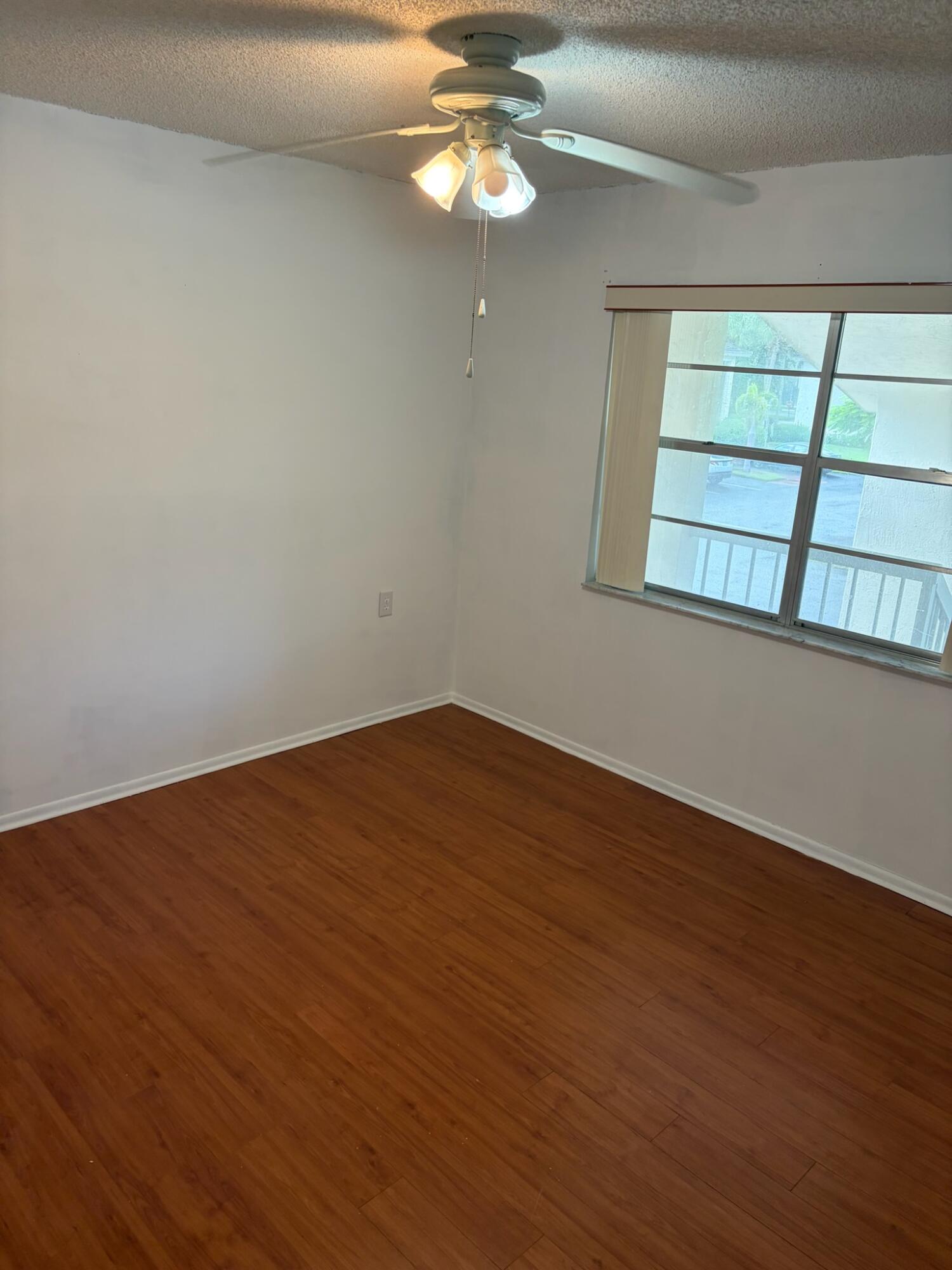 2614 NASSAU F2