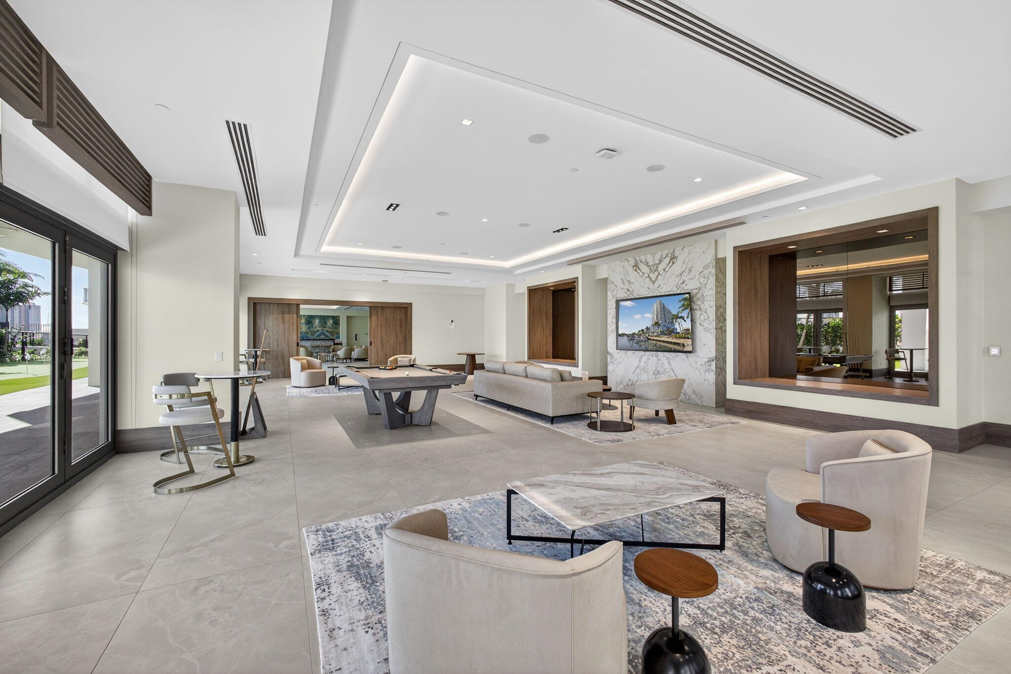 Nautilus 220 Condominium - Residential