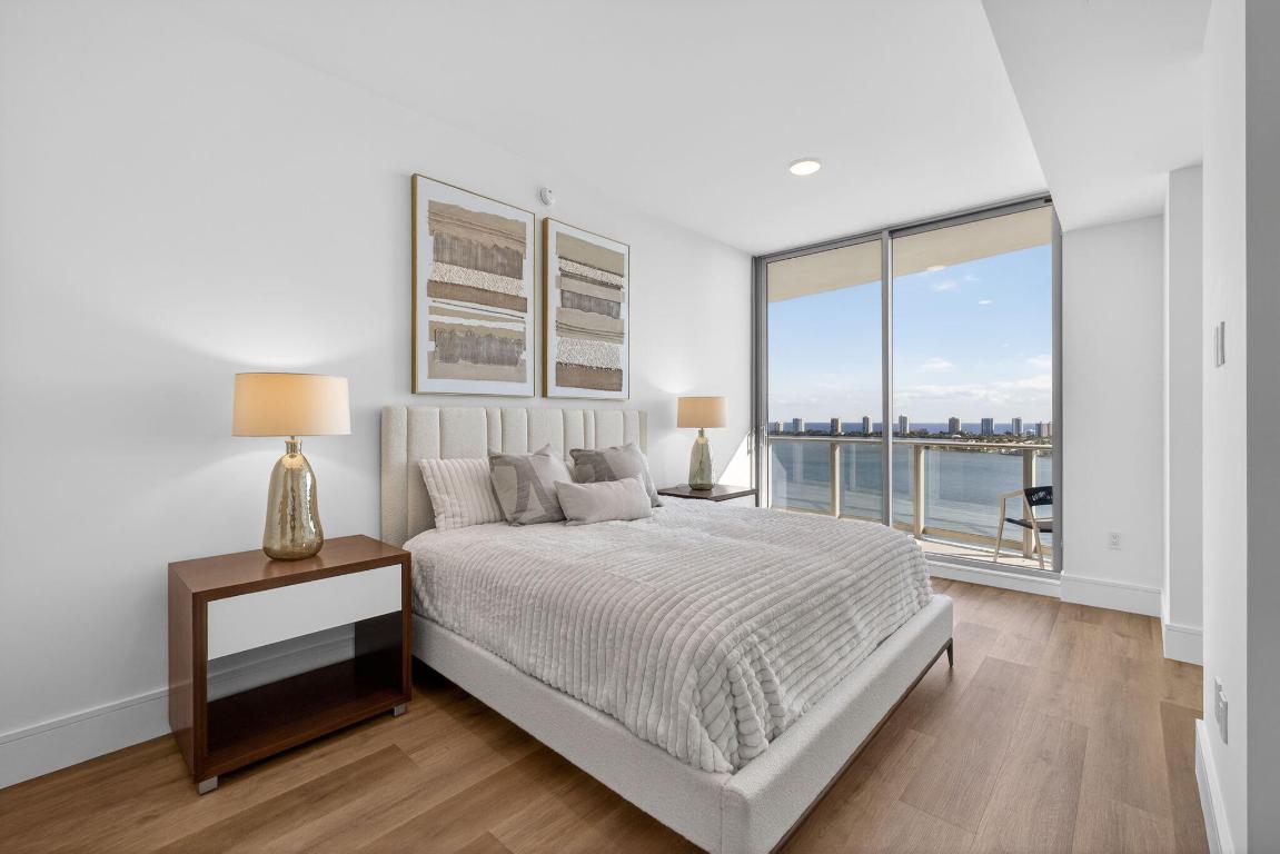 Nautilus 220 Condominium - Residential