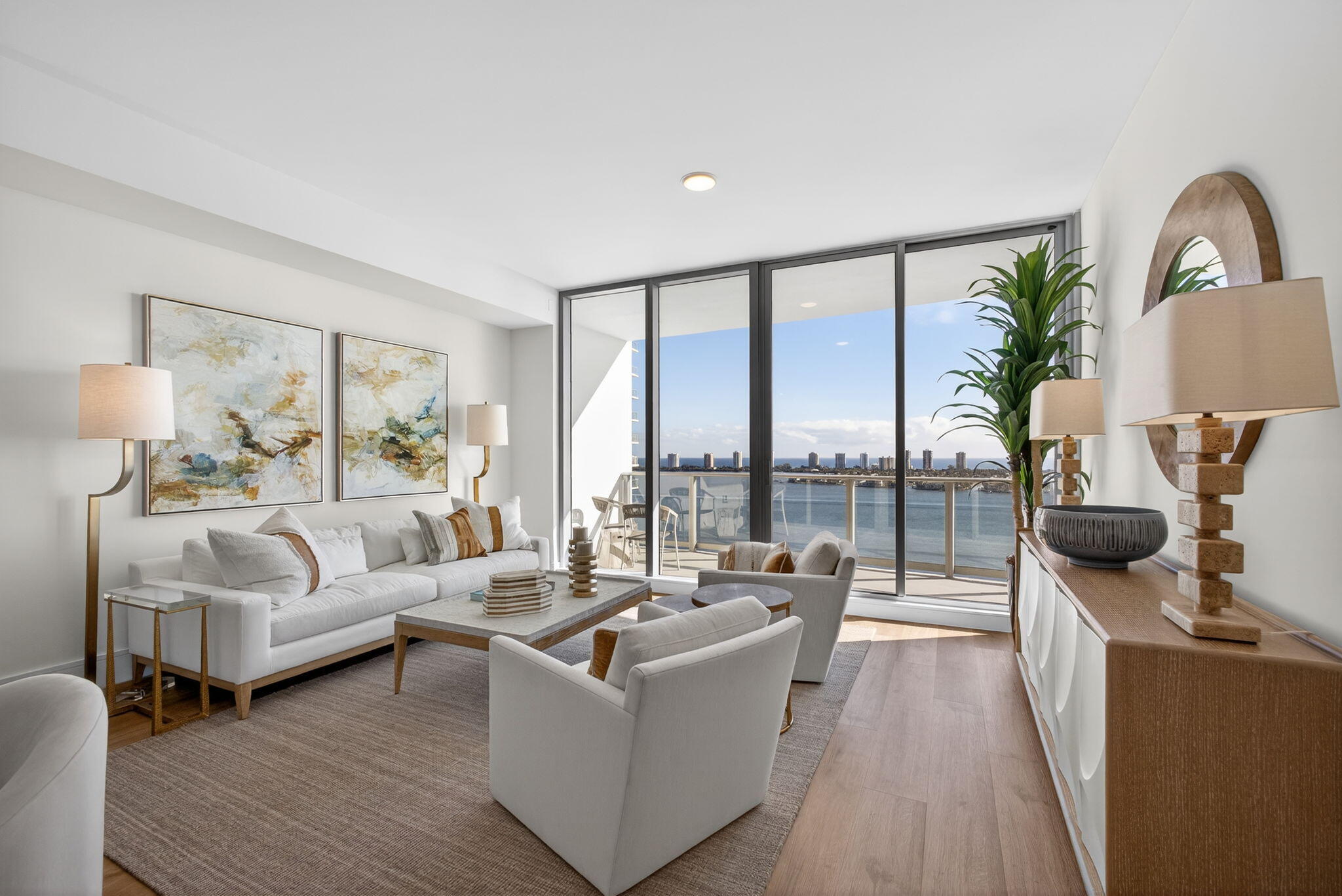 Nautilus 220 Condominium - Residential