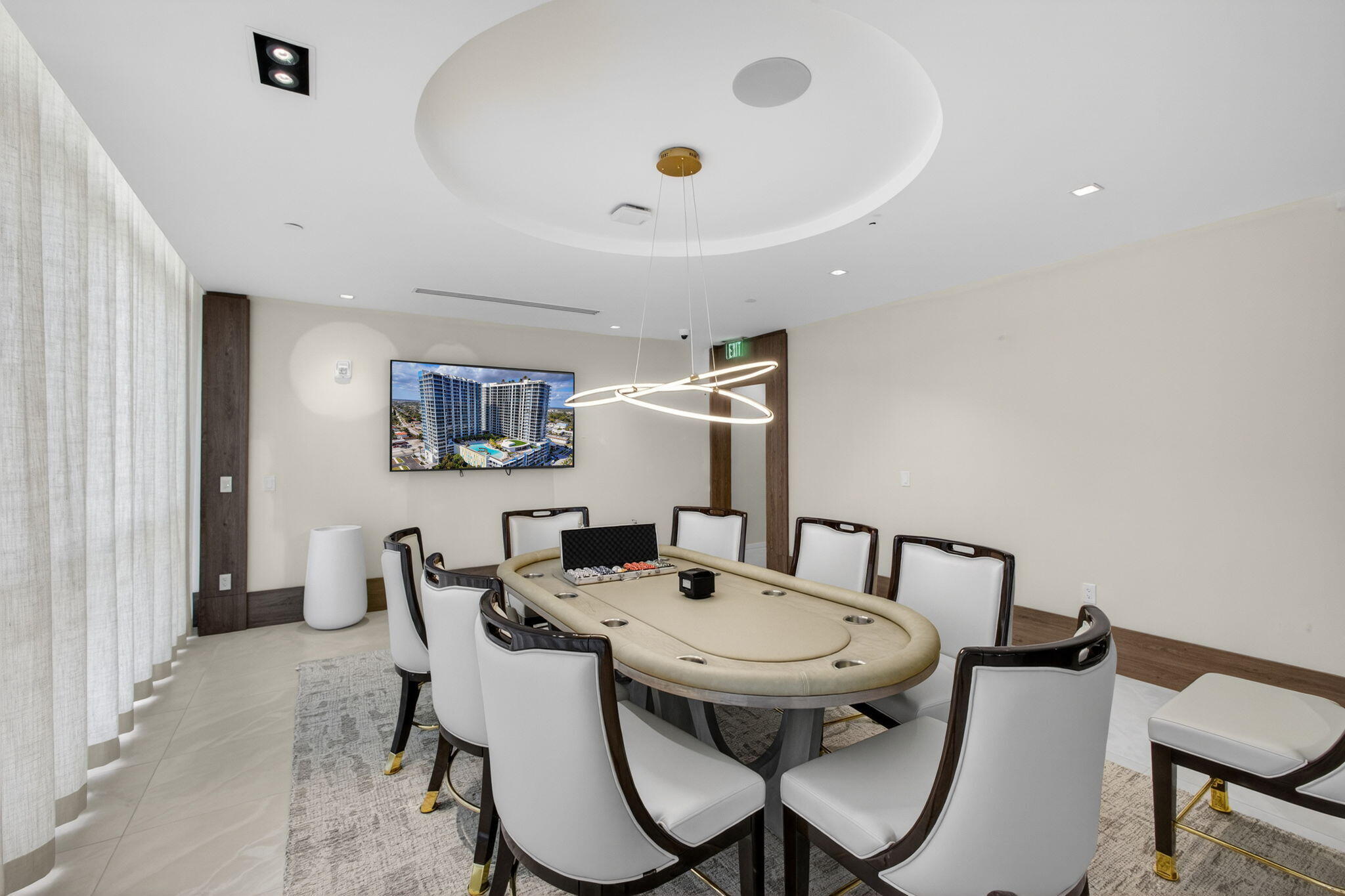 Nautilus 220 Condominium - Residential