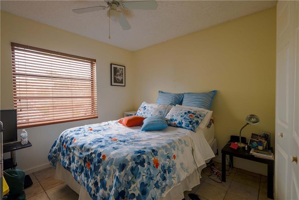 Rainbow Lakes Villas - Residential