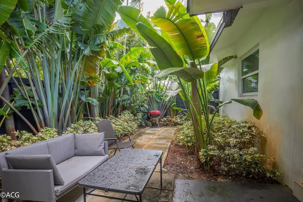 Placido Place 11-43 B - Residential Lease