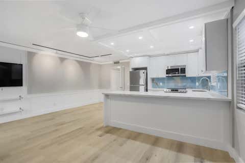 Tiny photo for 40 Prescott B #40, Deerfield Beach, FL 33442 (MLS # B26006507)