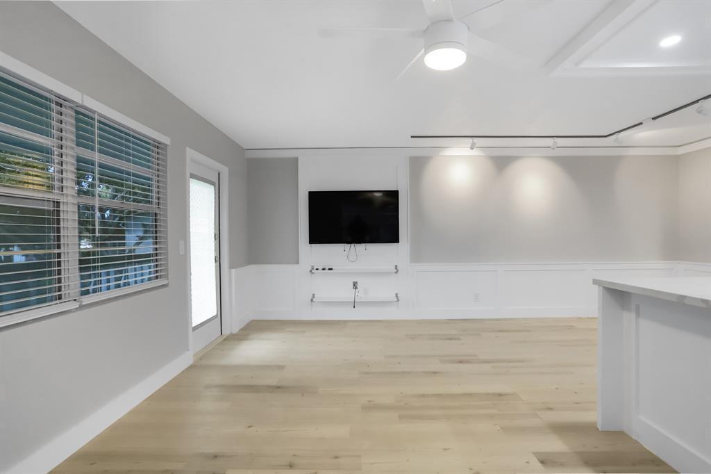 PRESCOTT B CONDO - Residential