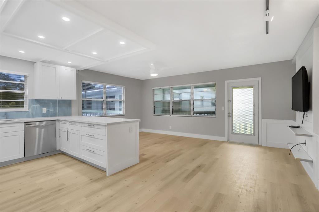 PRESCOTT B CONDO - Residential