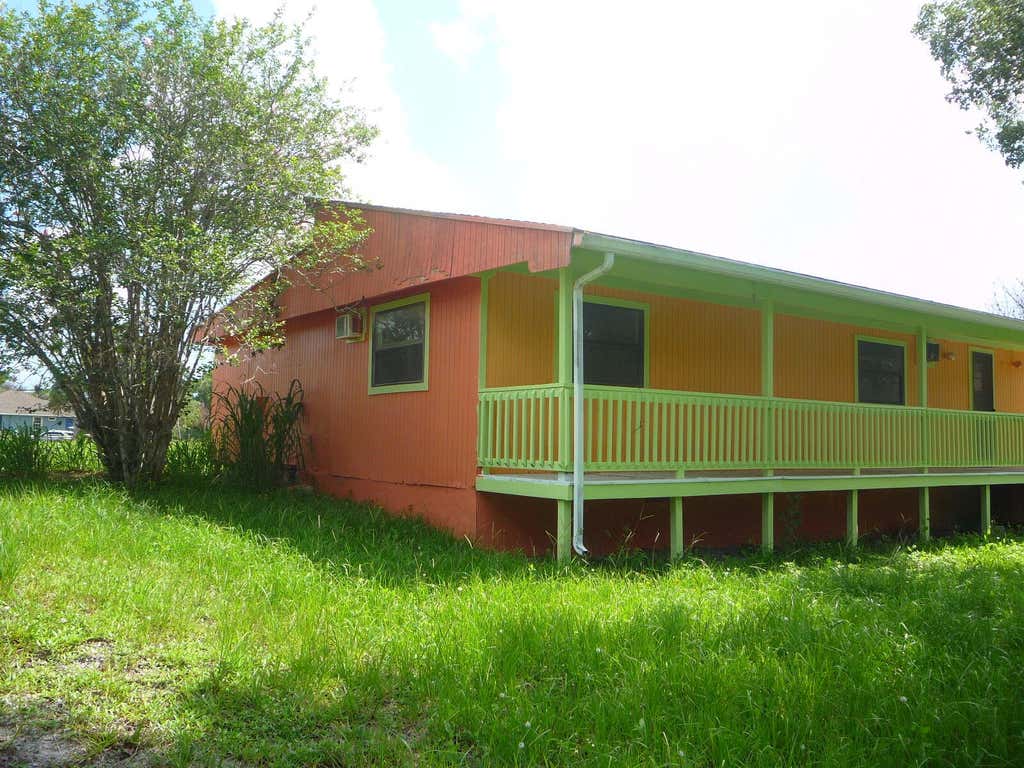Photo of 2550 Tilton Road, Port Saint Lucie, FL 34952 (MLS # B26045198)