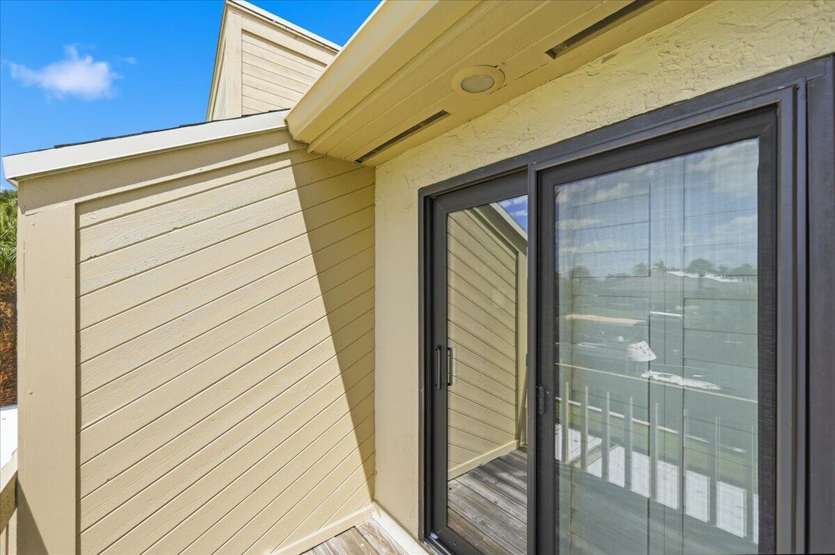 TARPON BAY MOORINGS - Residential