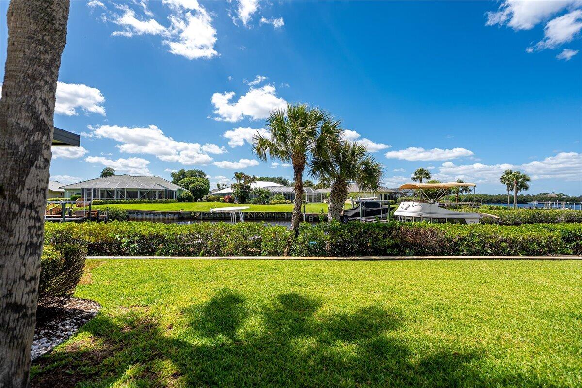 TARPON BAY MOORINGS - Residential