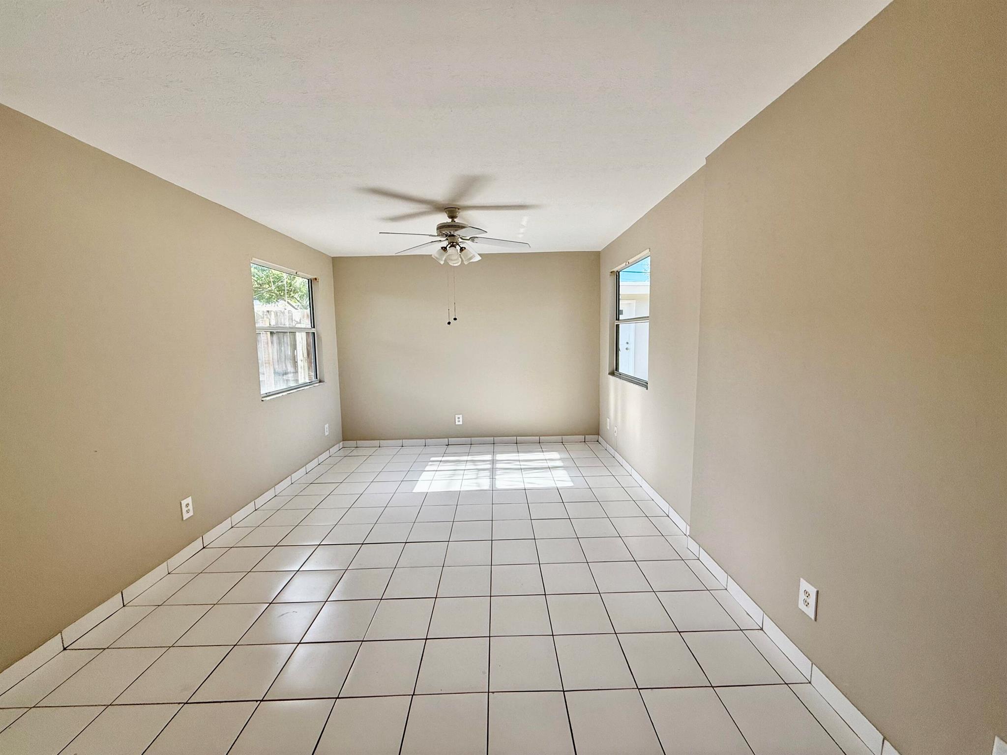 Adorable 1/1 in the heart of Rio. 1/2 of a duplex with back door access from the bedroom. Tile floors throughout and new granite installed in the kitchen. Freshly painted throughout.