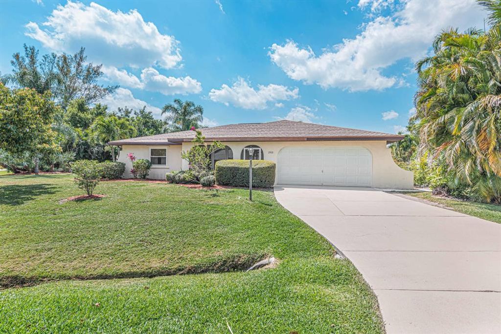 Photo of 2931 SE Dalhart Road, Port Saint Lucie, FL 34952 (MLS # R10701794)