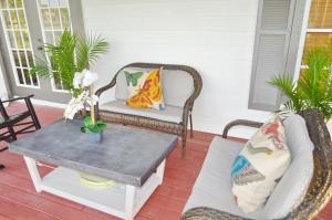 SADDLE TRAIL PARK OF WELL - Residential Lease