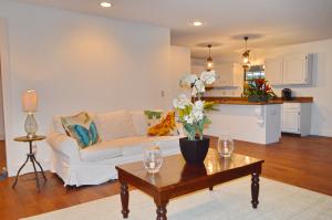 SADDLE TRAIL PARK OF WELL - Residential Lease