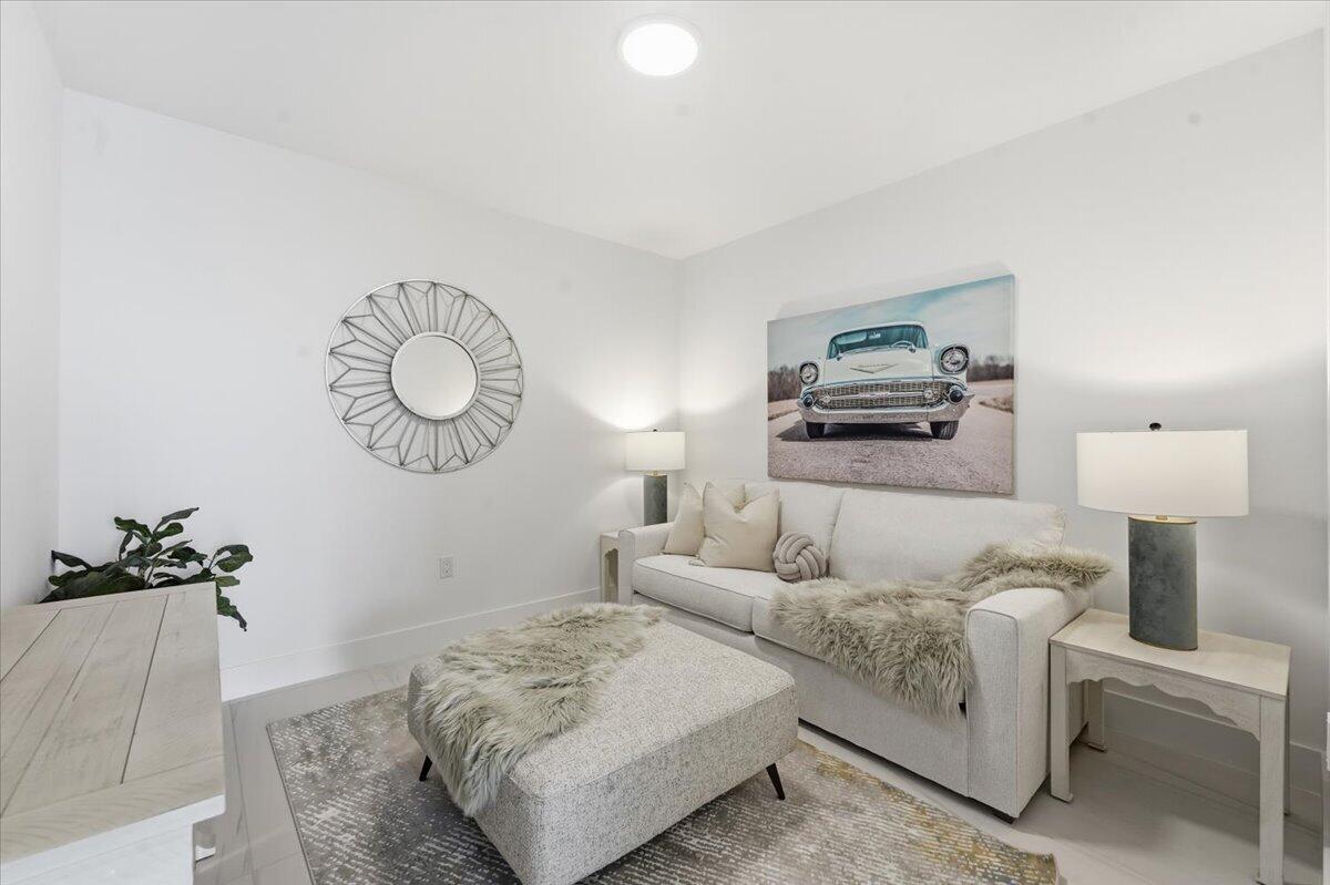 SELENE OCEANFRONT RESIDEN - Residential