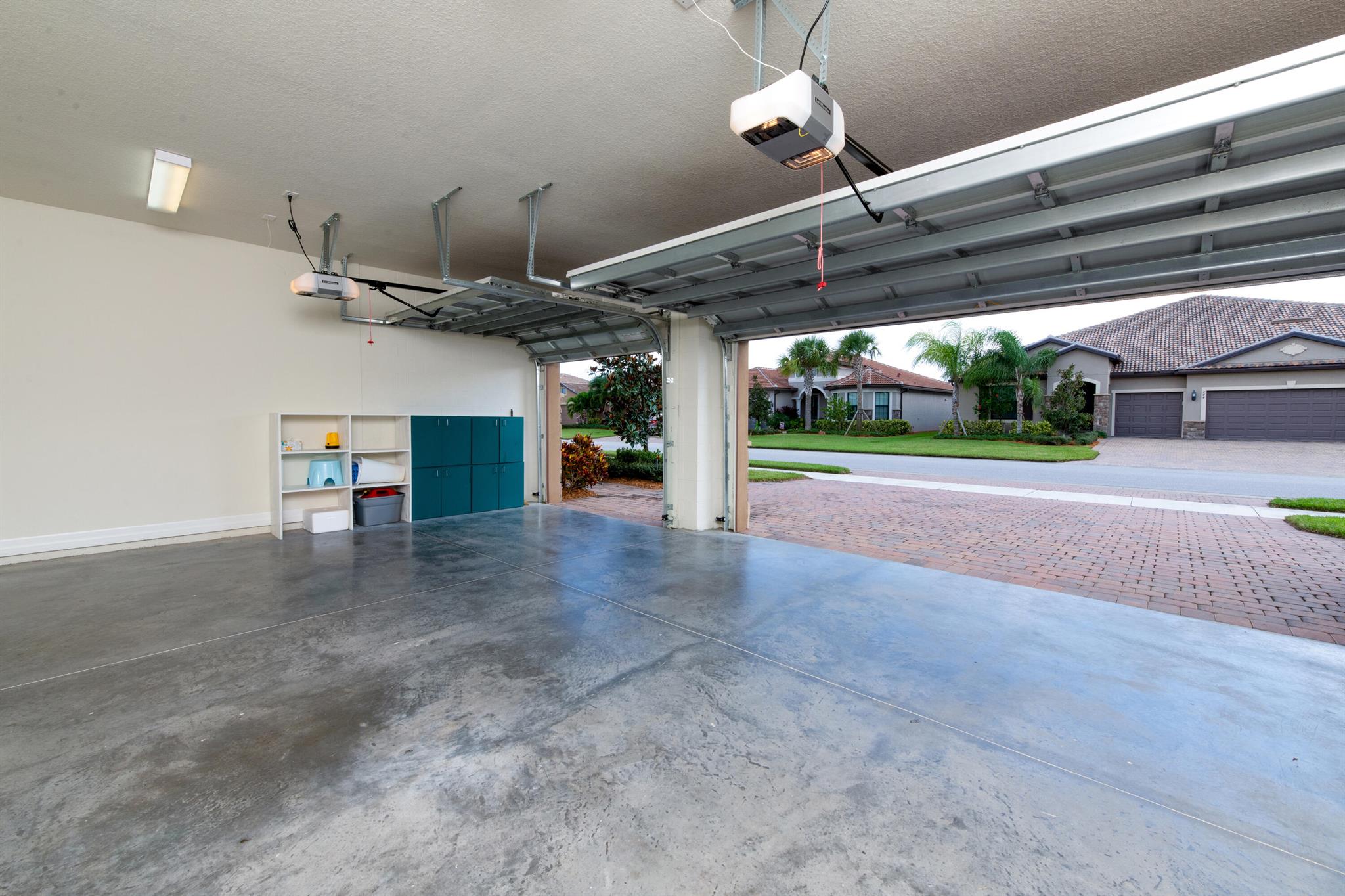 VERANDA PLAT NO 5 VERANDA - Residential