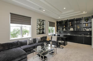 OLD PALM PL - Residential