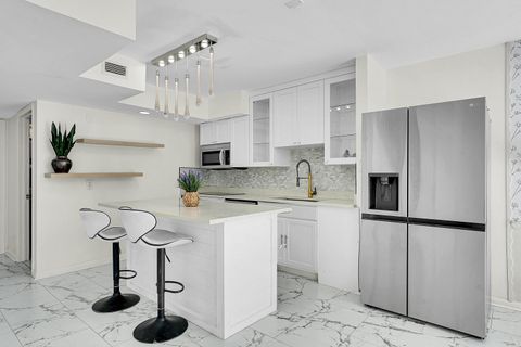 Photo of 9056 Green Meadows Way, Palm Beach Gardens, FL 33418 (MLS # R11142993)